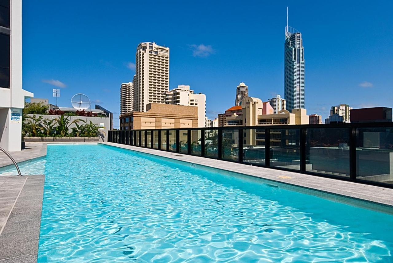 Spectacular Family Kids Free 3 Bedroom Ocean At Circle On Cavill - Q Apartment *