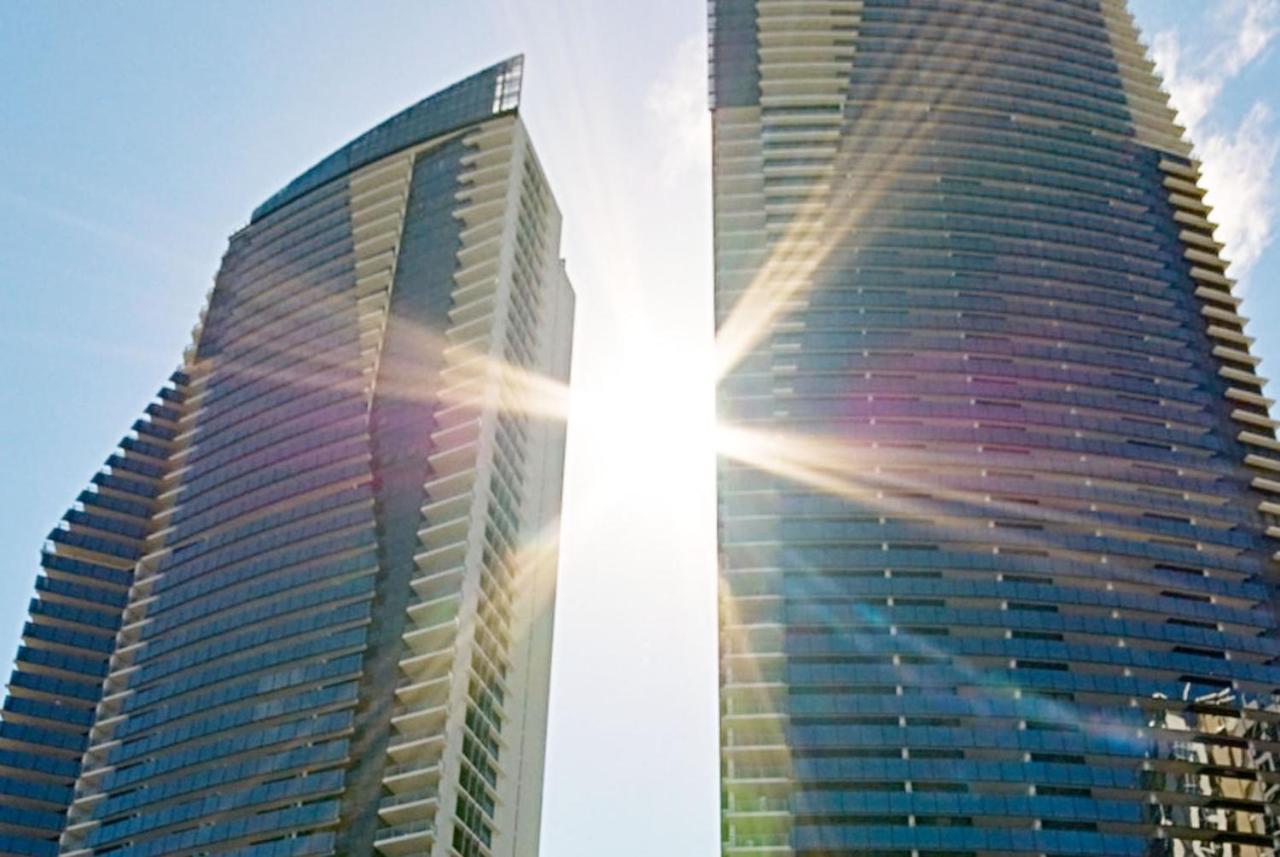 Spectacular Family Kids Free 3 Bedroom Ocean At Circle On Cavill - Q * Gold Coast