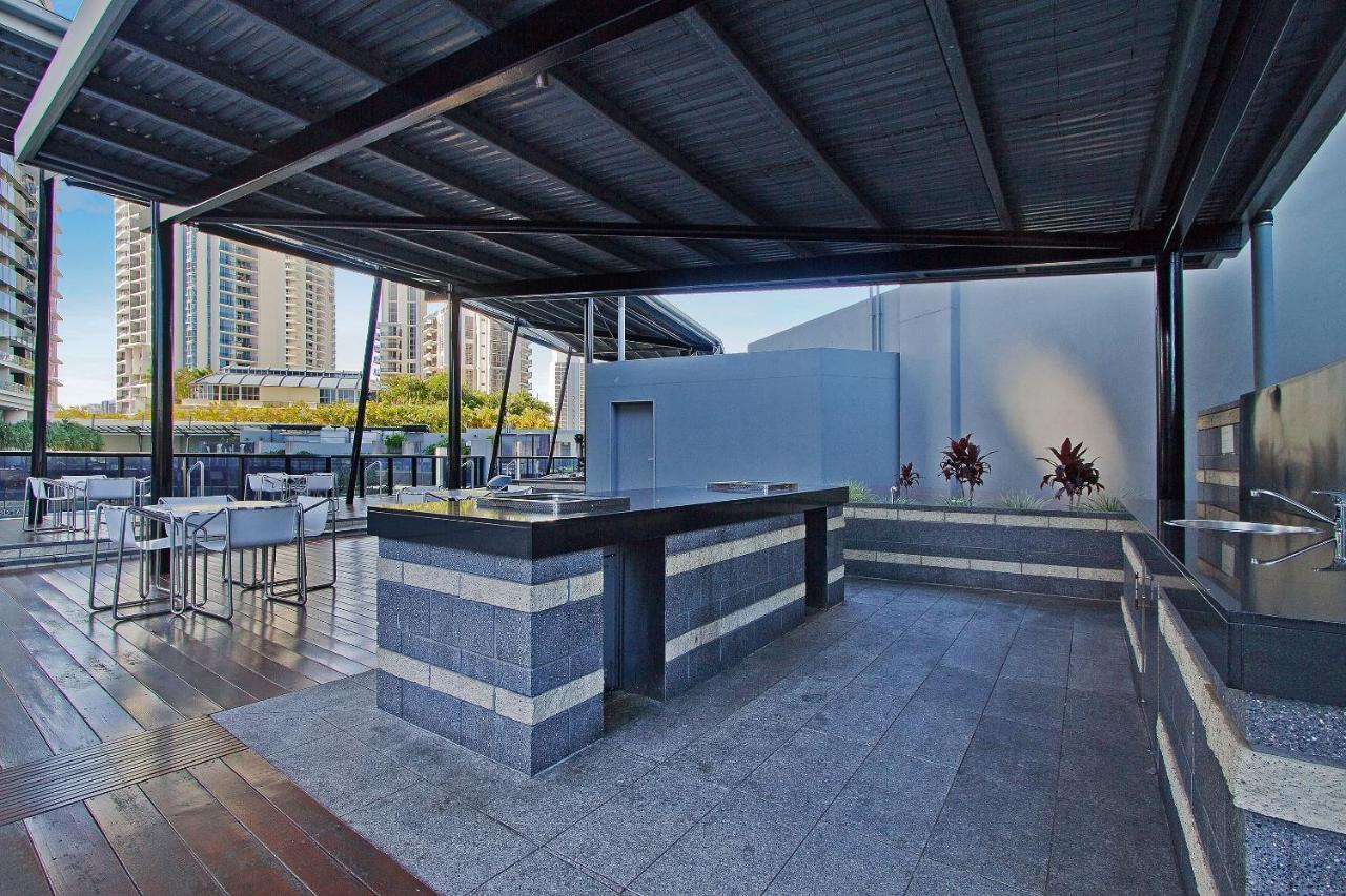 Spectacular Family Kids Free 3 Bedroom Ocean At Circle On Cavill - Q Apartment Gold Coast