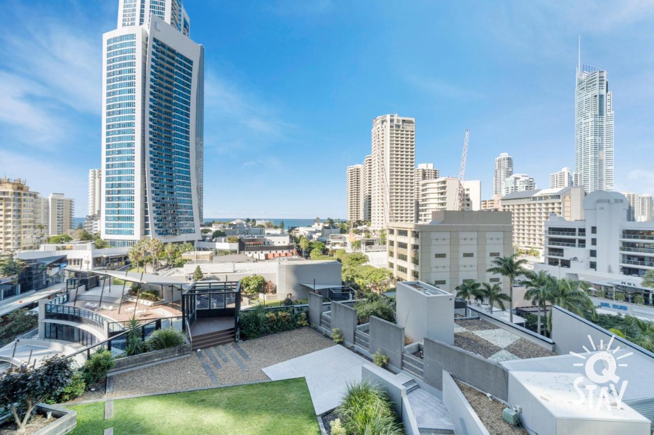 Spectacular Family Kids Free 3 Bedroom Ocean At Circle On Cavill - Q Apartment *