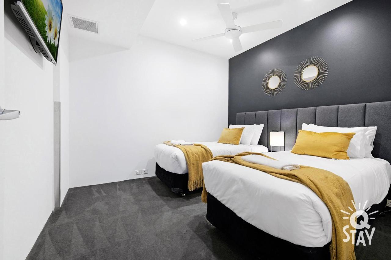 Apartment Spectacular Family Kids Free 3 Bedroom Ocean At Circle On Cavill - Q