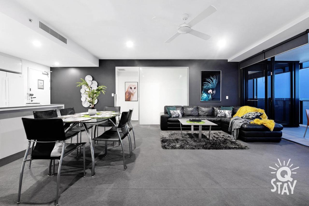 Spectacular Family Kids Free 3 Bedroom Ocean At Circle On Cavill - Q Apartment