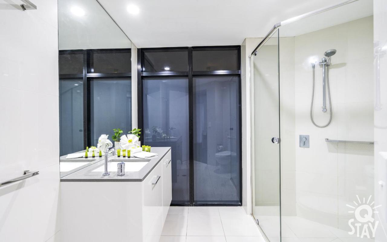 Apartment Spectacular Family Kids Free 3 Bedroom Ocean At Circle On Cavill - Q *