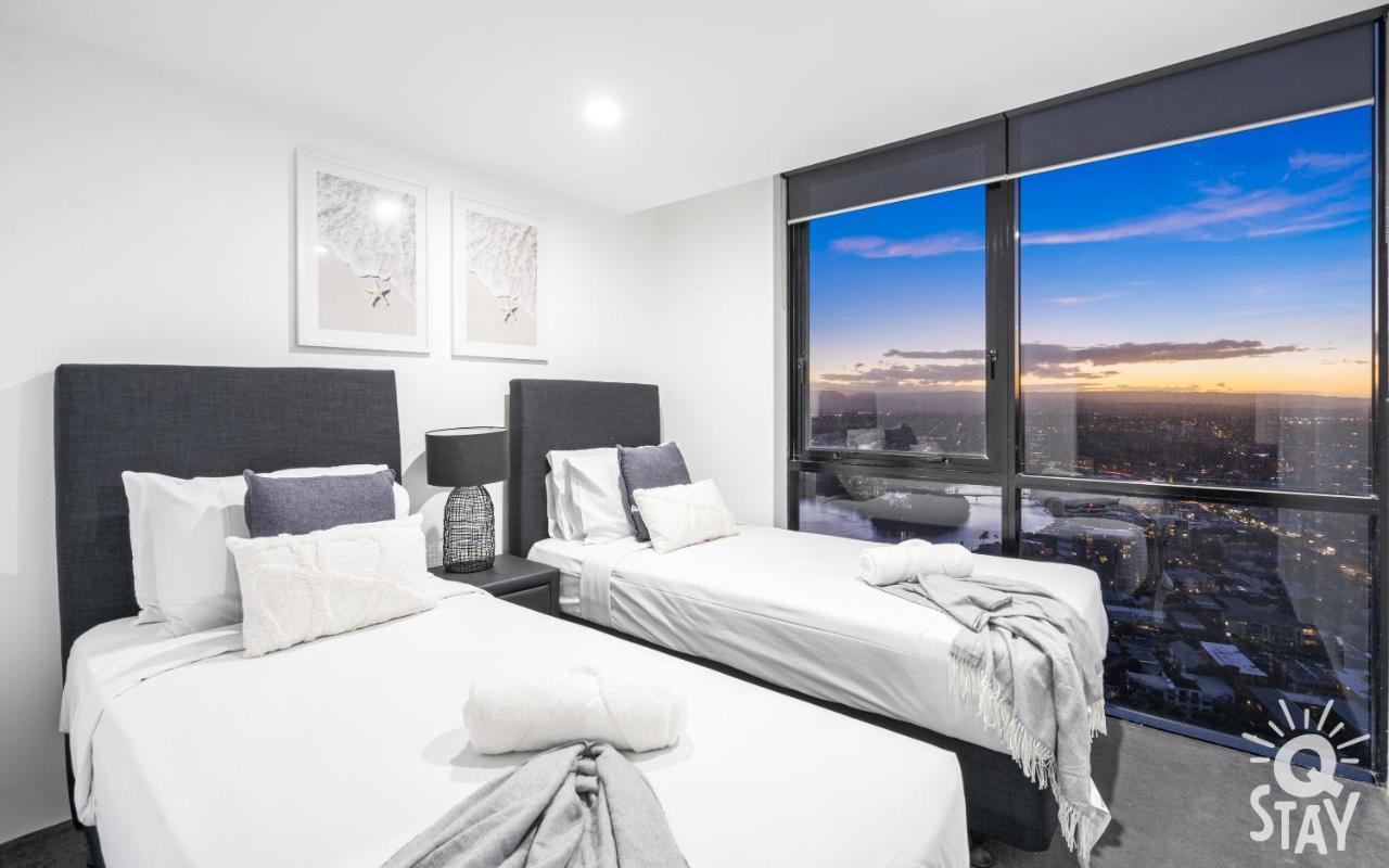 Apartment Spectacular Family Kids Free 3 Bedroom Ocean At Circle On Cavill - Q *