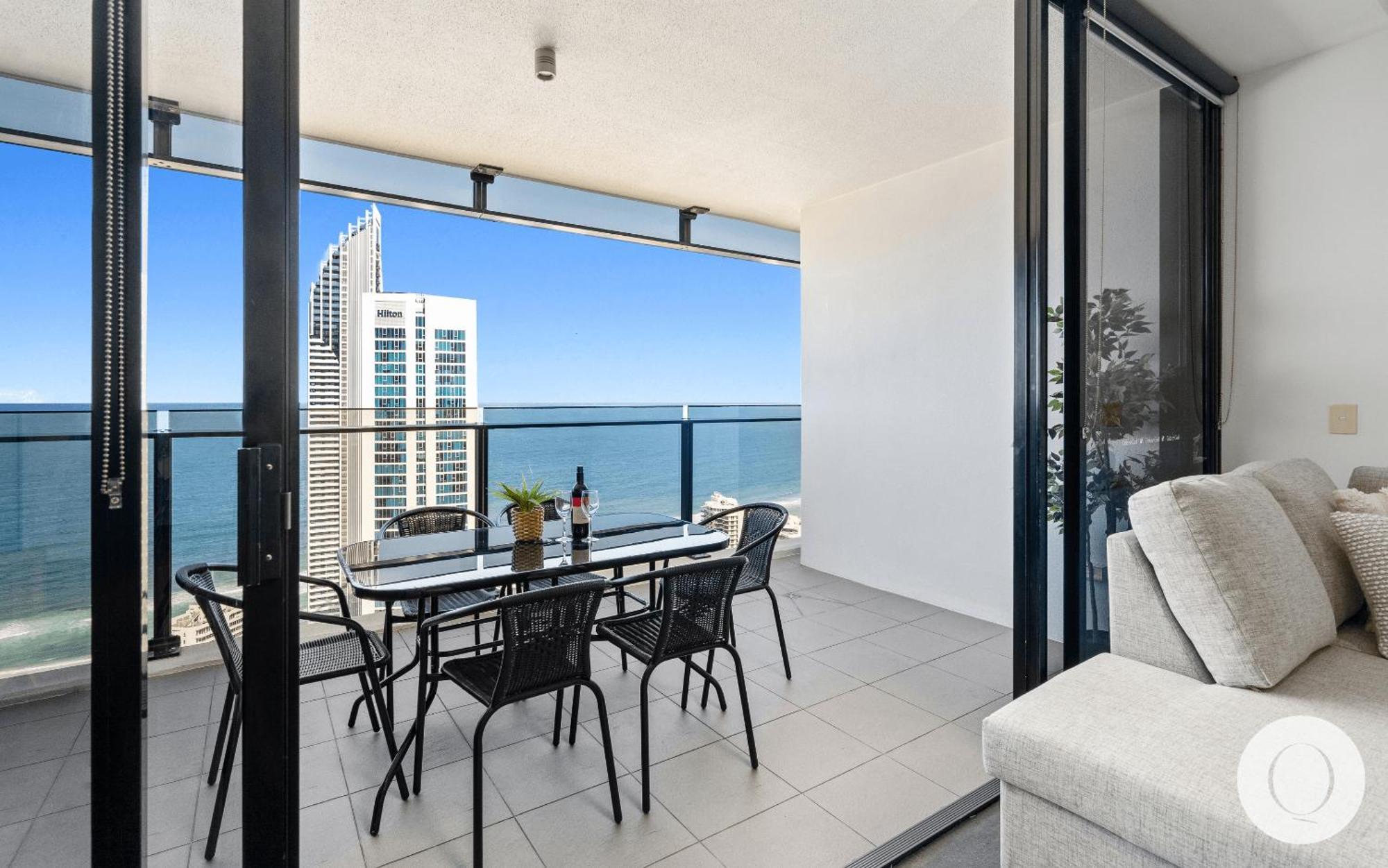 Spectacular Family Kids Free 3 Bedroom Ocean At Circle On Cavill - Q Apartment *