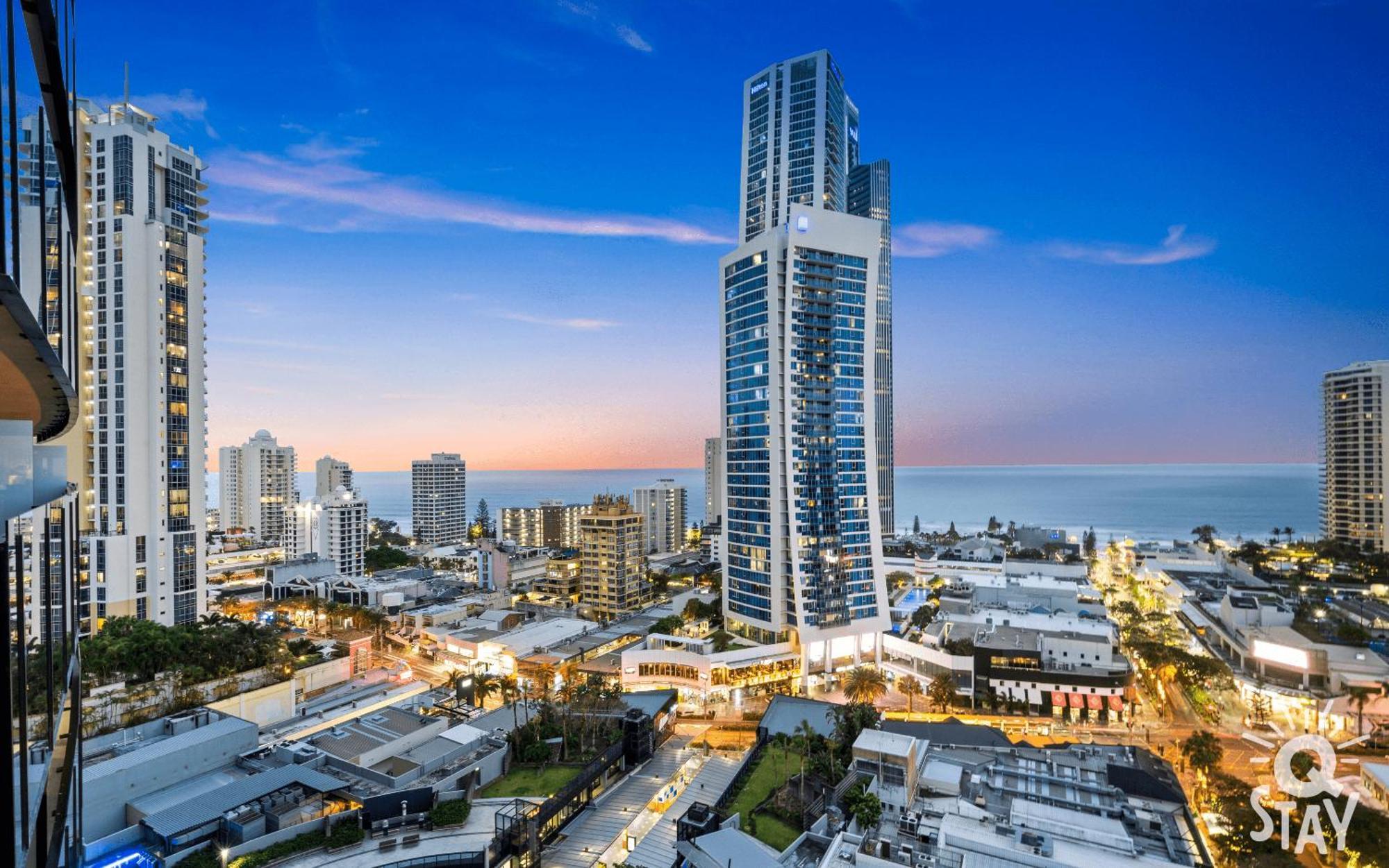 Spectacular Family Kids Free 3 Bedroom Ocean At Circle On Cavill - Q * Gold Coast