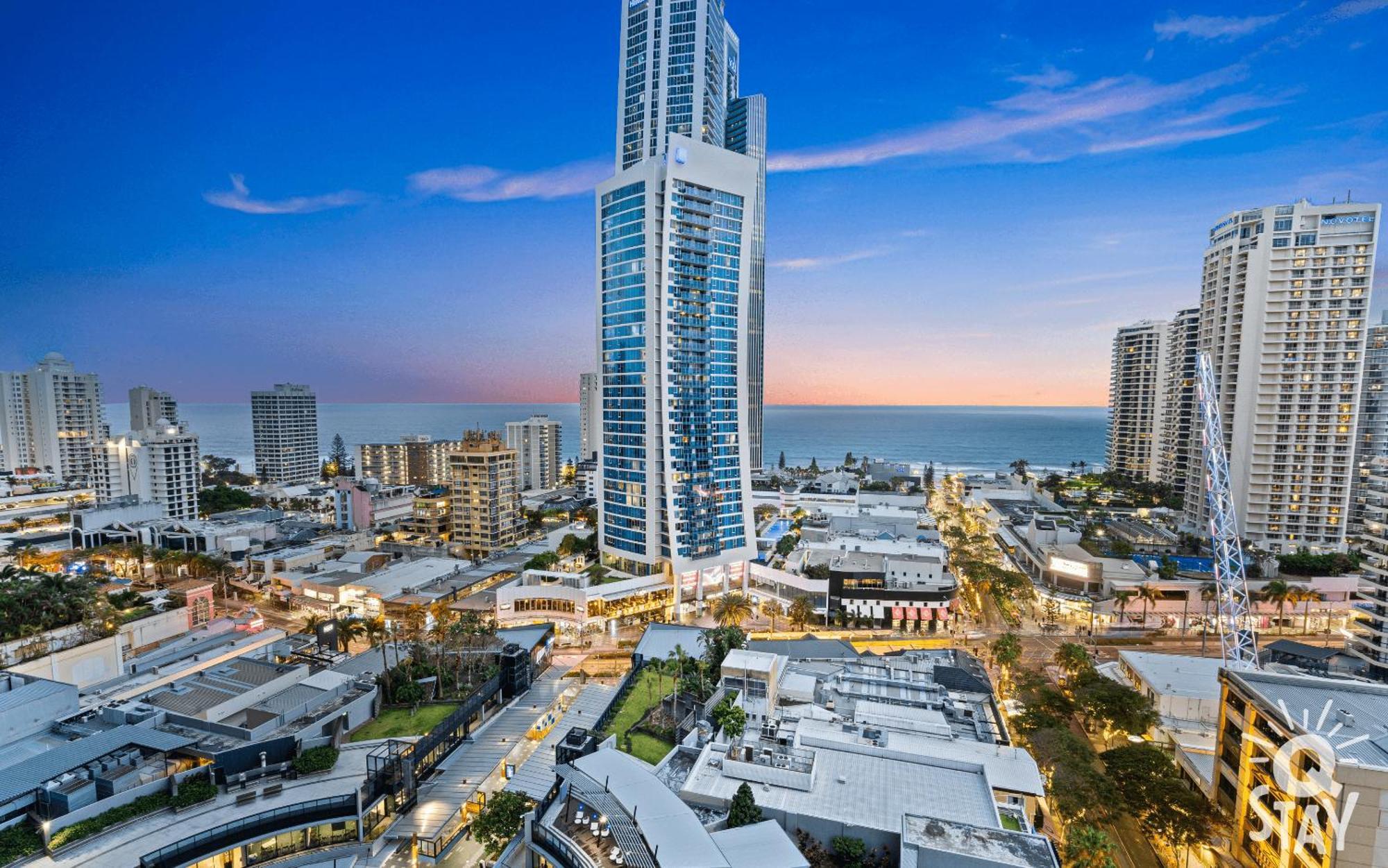 Apartment Spectacular Family Kids Free 3 Bedroom Ocean At Circle On Cavill - Q Gold Coast
